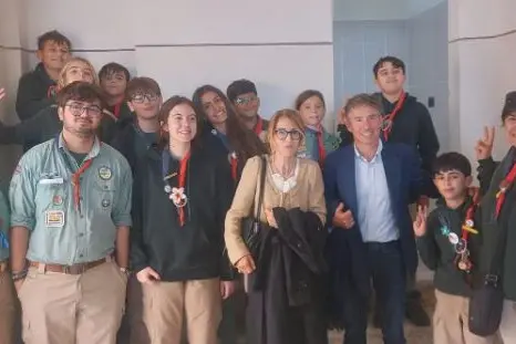Gi scout Cngei con Lucia e Manfredi Borsellino (foto concessa)