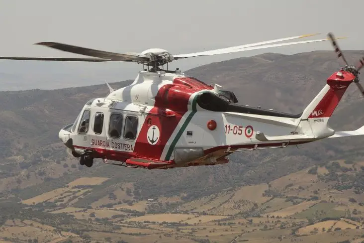 L'elicottero della Quarta sezione di Decimomannu (Foto decimomannuairbase)