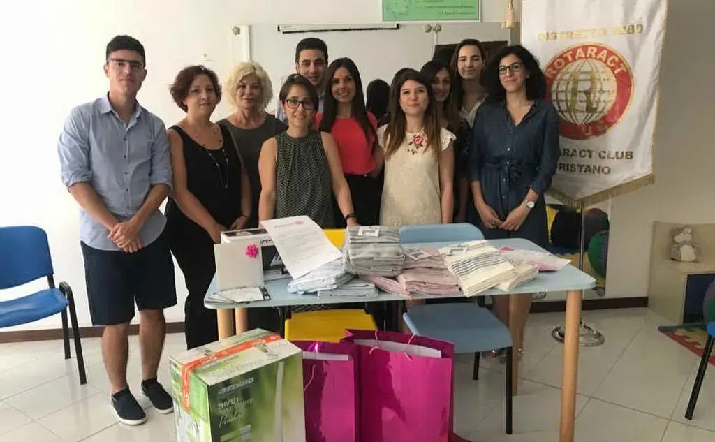 La donazione dei giovani del Rotaract