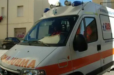 Un'ambulanza del 118