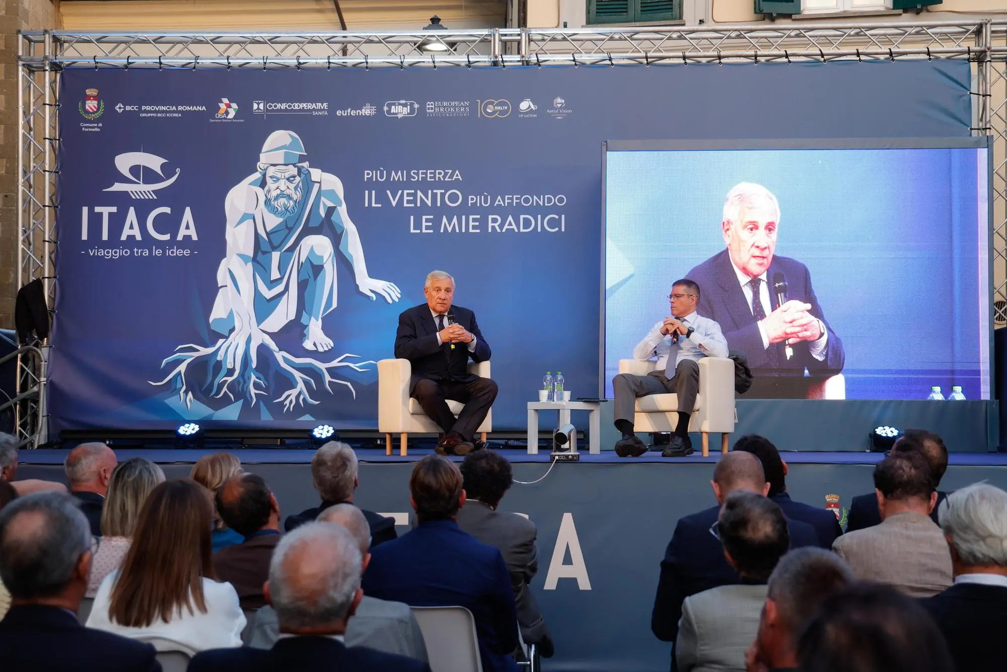 Il ministro degli Esteri Antonio Tajani durante l'evento 'Itaca" (foto Ansa)