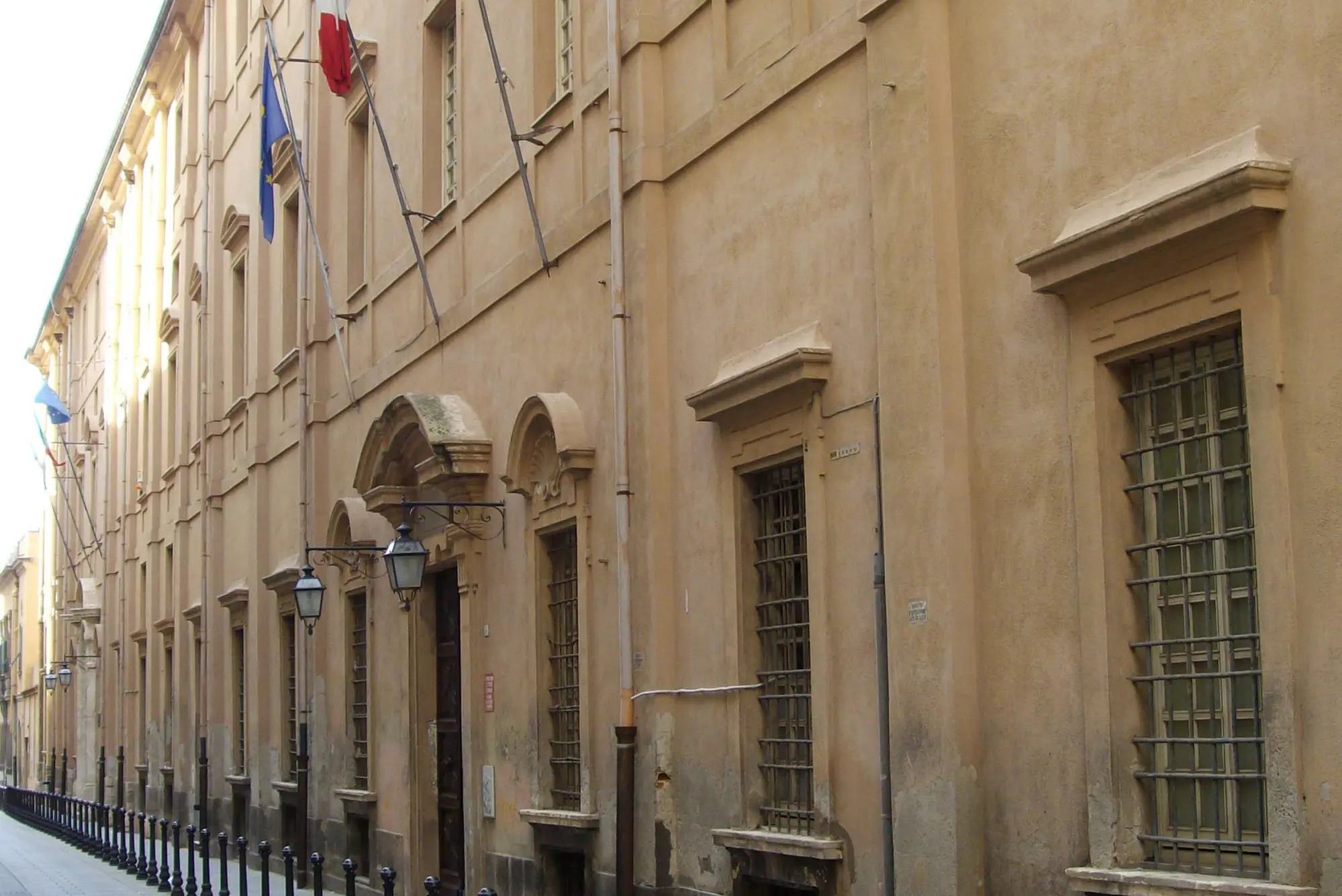 Università di Cagliari (foto wikimedia)