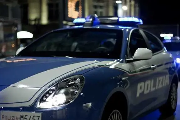 Polizia (foto Ansa)