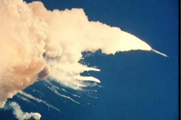 Un'immagine del disastro dello Space Challenger del 28 gennaio 1986 (Epa/Nasa)