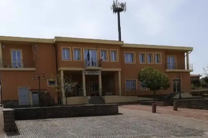 Il municipio di Erula (L'Unione Sarda - Tellini)