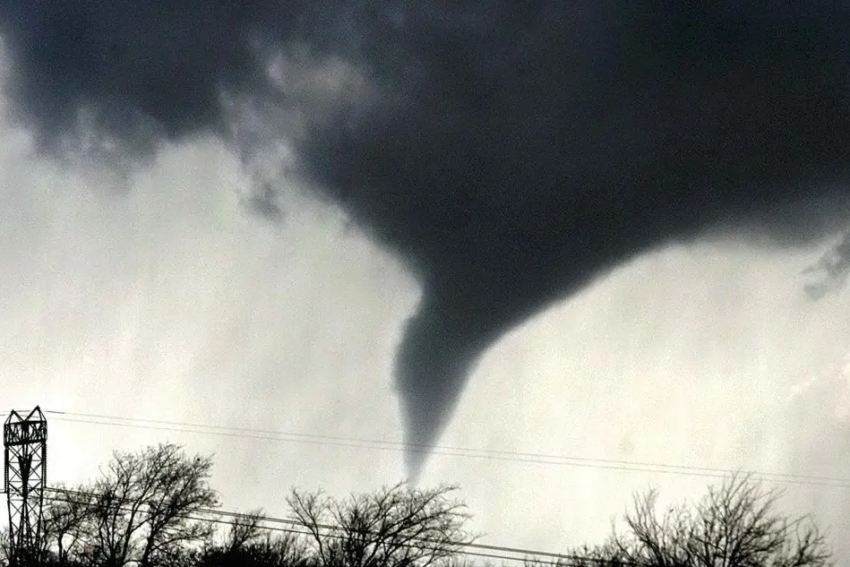 Un tornado (Archivio L'Unione Sarda)