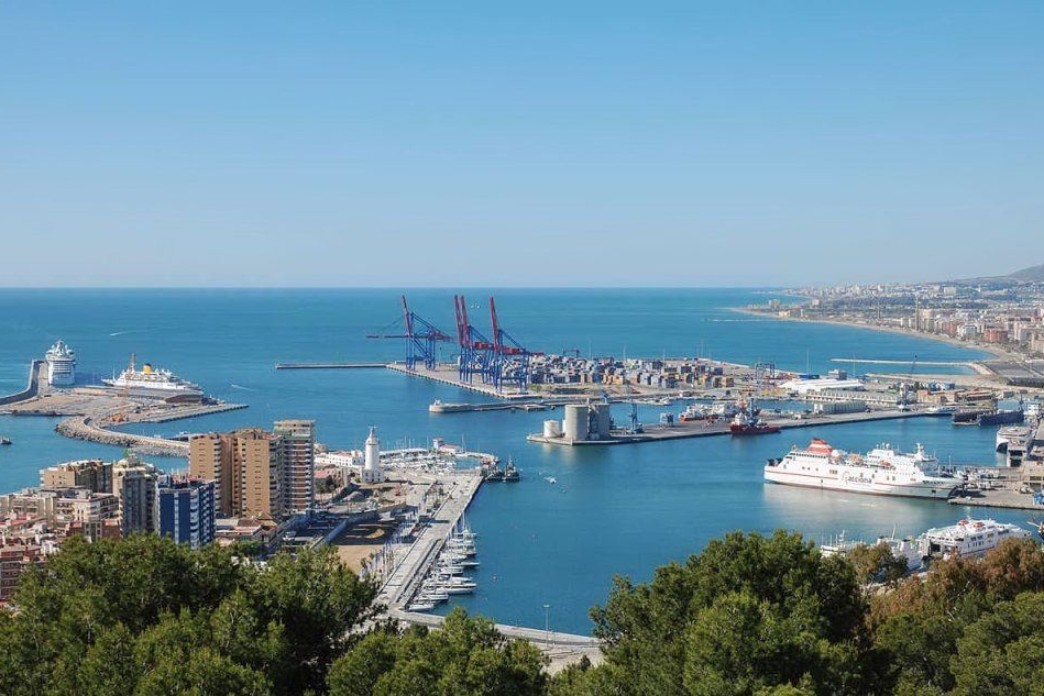 Il porto di Malaga (Wikipedia)