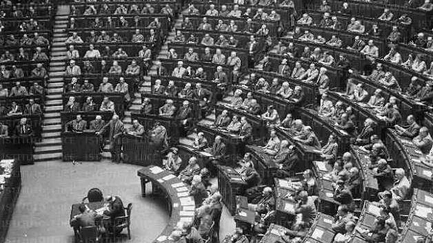 AccaddeOggi: 22 dicembre 1947, l'Assemblea Costituente approva la  Costituzione - L'Unione Sarda.it