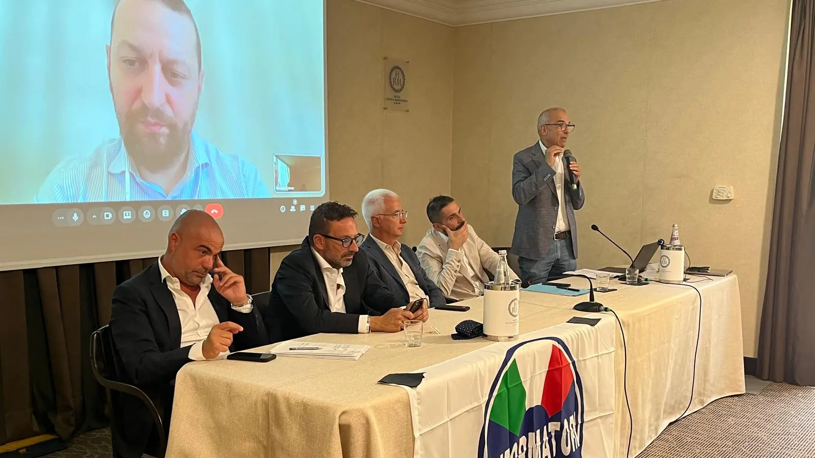 https://immagini.unionesarda.it/version/c:NTQ4NTVmZmQtMDk2NS00:ZmExZTRlMTYtNGEyOS00/image.webp?f=16:9