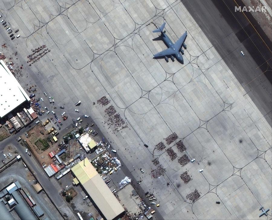 L'aeroporto di Kabul dall'alto (Ansa - Satellite Image 2021 Maxar Technologies)