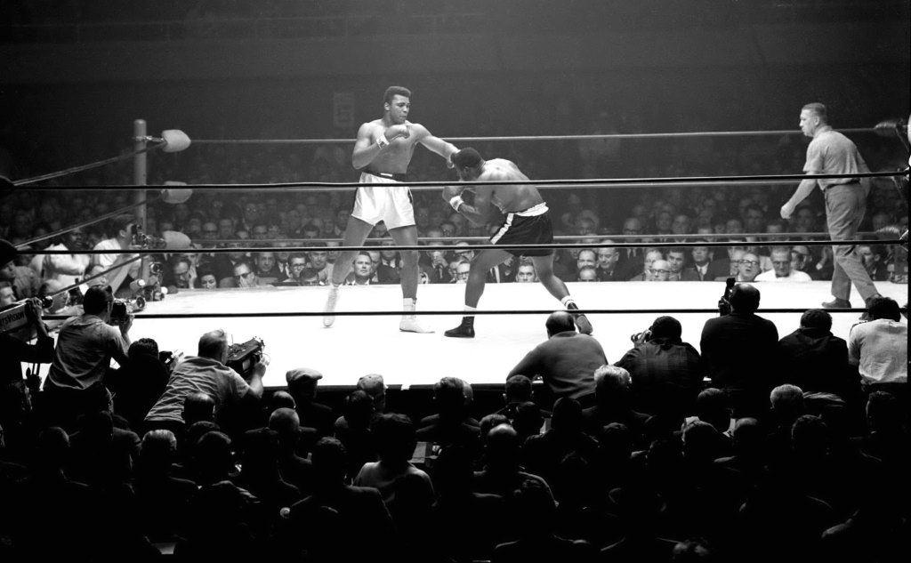 #AccaddeOggi: il 25 febbraio 1964 Cassius Clay diventa campione mondiale dei pesi massimi