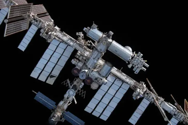 Qualche anno fa la NASA ha sperimentato la tecnica di polimerizzazione sulla Stazione Spaziale Internazionale (archivio L'Unione Sarda-foto Ansa)