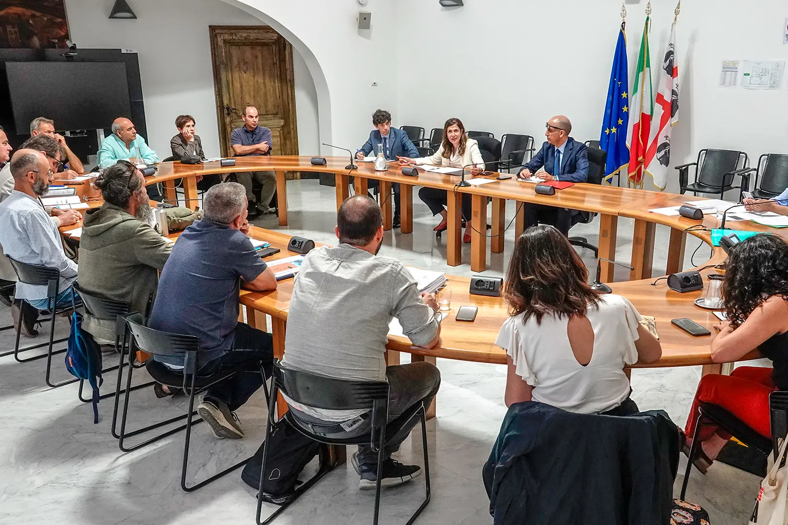 L'incontro fra Todde e i comitati contro la speculazione energetica