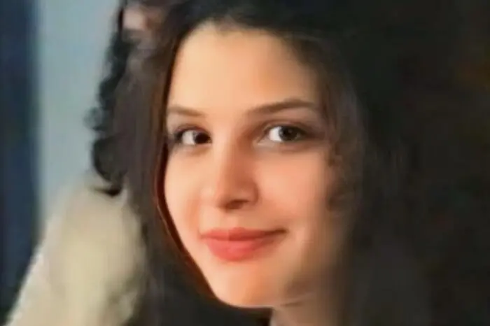 La 16enne Manuela Murgia, trovata morta il 5 febbraio del 1995 nella gola di Tuvixeddu, a Cagliari. Un caso archiviato all'epoca come suicidio, ma la famiglia non ci ha mai creduto: per loro Manuela e' stata uccisa. La Procura di Cagliari ha riaperto l'inchiesta dopo 30 anni, con l'ipotesi di omicidio volontario. ANSA/FOTO CONCESSE DALLA FAMIGLIA