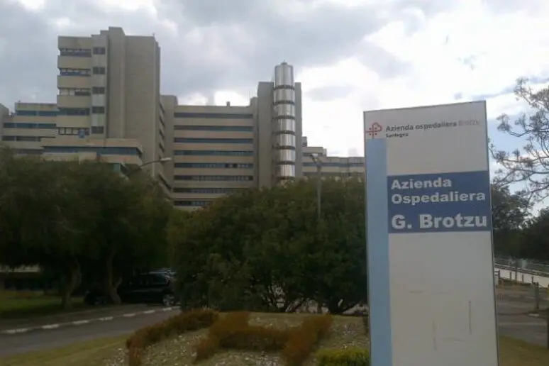 L'ospedale Brotzu (Ansa)