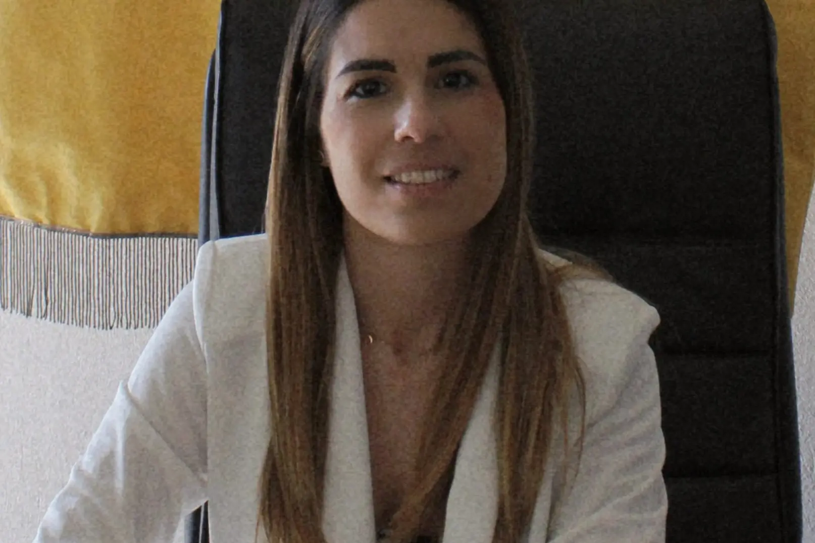 Alessia Valente, candidata sindaca a Pau (foto concessa)