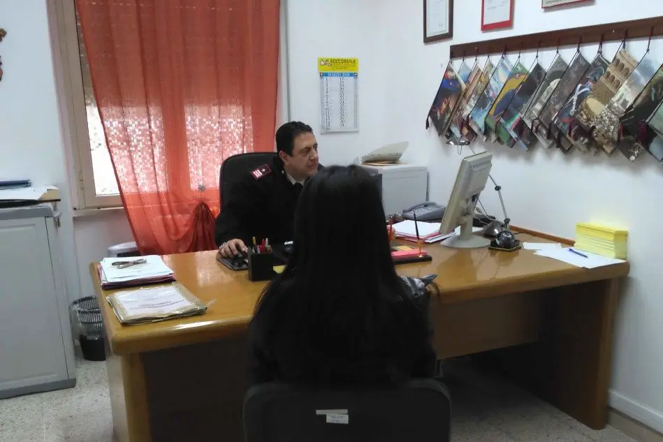 Un carabinieri (foto L'Unione Sarda - Serreli)