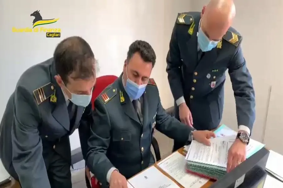 (foto Guardia di Finanza)