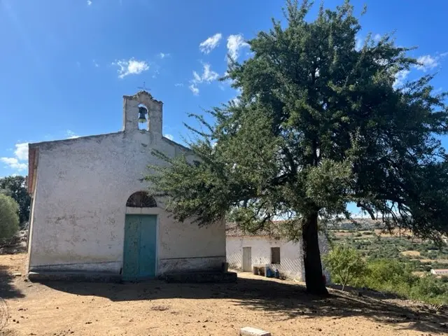 La chiesa campestre di san Giorgio vescovo, a Bitti