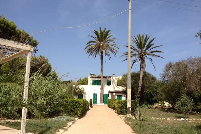 Villa Due Palme a Lampedusa (foto Ansa)