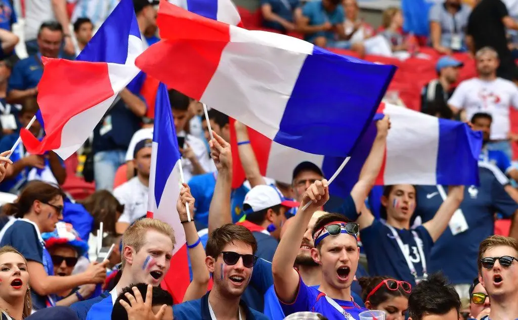 L'entusiasmo dei tifosi della Francia a inizio gara