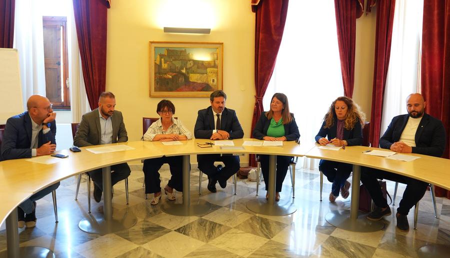 Sassari, il Comune aderisce al progetto Faro.Pass: «Un aiuto