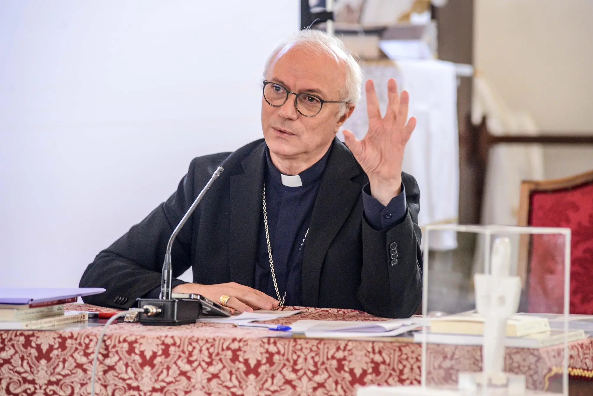 Monsignor Giuseppe Baturi (archivio L'Unione Sarda)