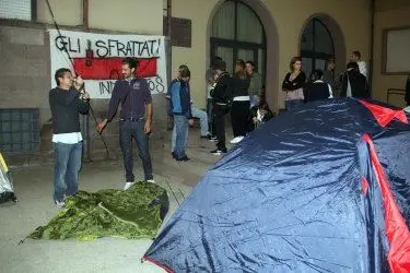 La protesta degli sfrattati a Carbonia
