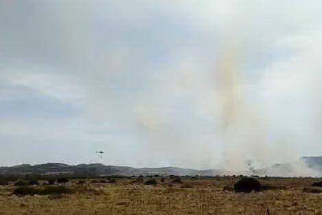 Incendi in Sardegna, quattro roghi spenti con l'aiuto degli elicotteri
