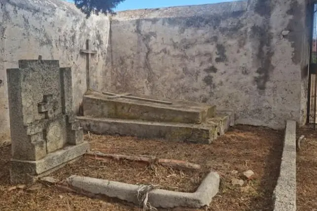 Il cimitero di Cala d'Oliva-Asinara (foto Pala)