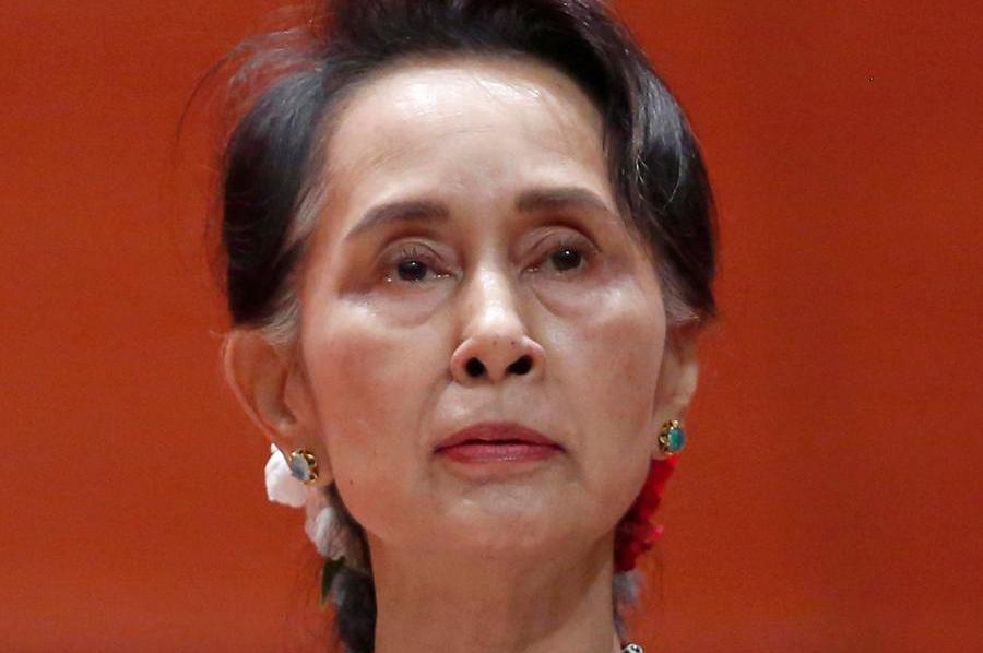 Aung San Suu Kyi condannata a 2 anni di carcere: “Affronterà anche altre accuse”