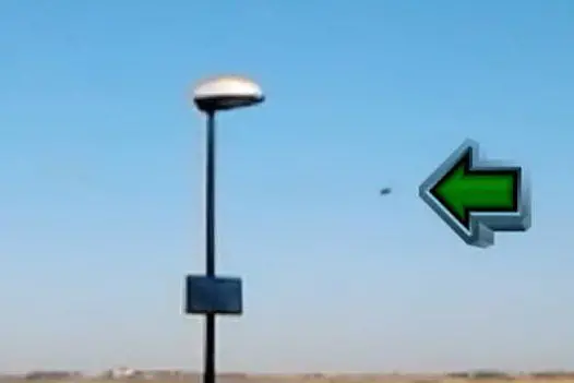 La freccia indica il presunto Ufo