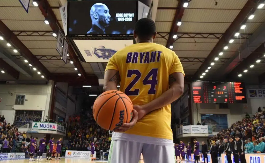 Dinamo, l'omaggio dei Giganti al grande Kobe Bryant