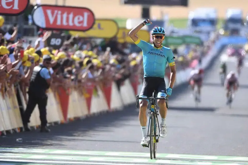 Il vincitore della 14esima tappa del Tour de France Omar Fraile