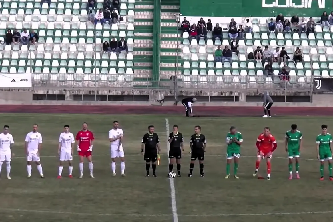 Arzachena al Biagio Pirina prima di una partita (foto Ilenia Giagnoni)