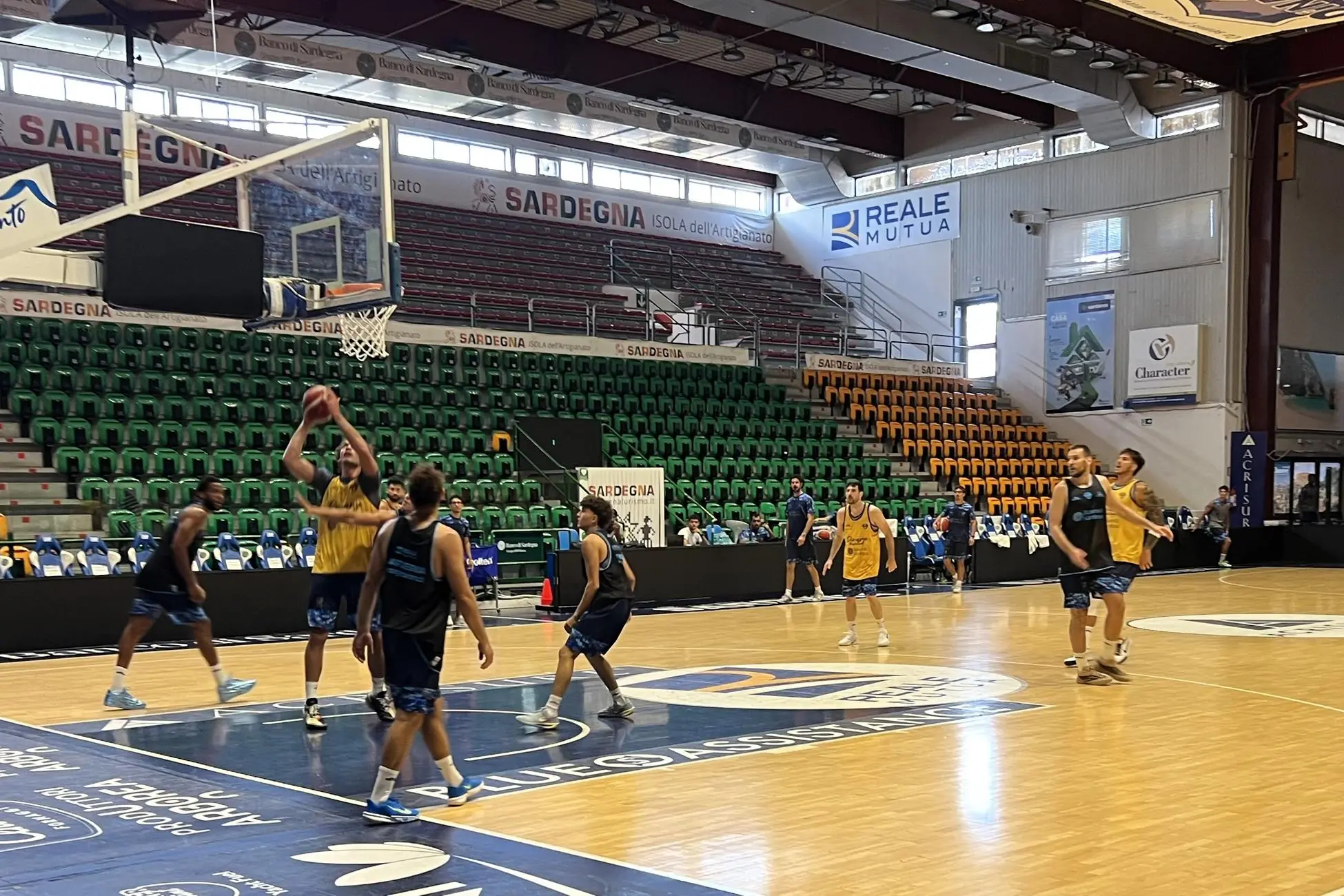 Nobile al tiro da sotto in allenamento (foto G. Marras)