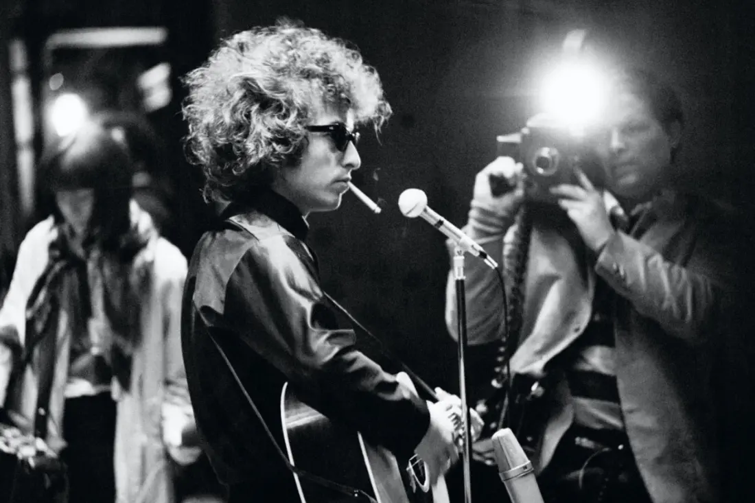 Un'immagine dei primi anni della carriera di Bob Dylan
