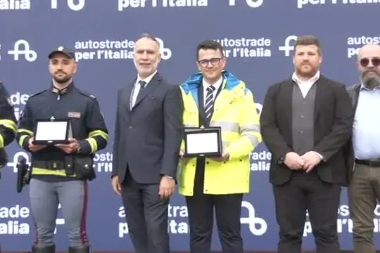 Giro 2026: ASPI e Polizia premiano gli Eroi della Sicurezza