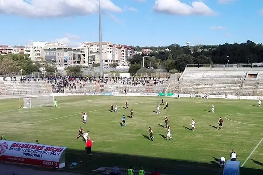 Torres-Monterosi, l'ultima gara giocata a Sassari (foto Marras)
