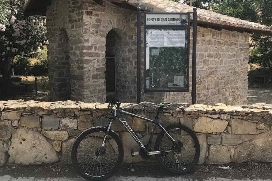 Tour in bicicletta tra le chiese e i monumenti di Suelli