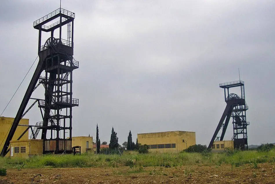 Le torri della miniera di Serbariu (da Wikipedia)