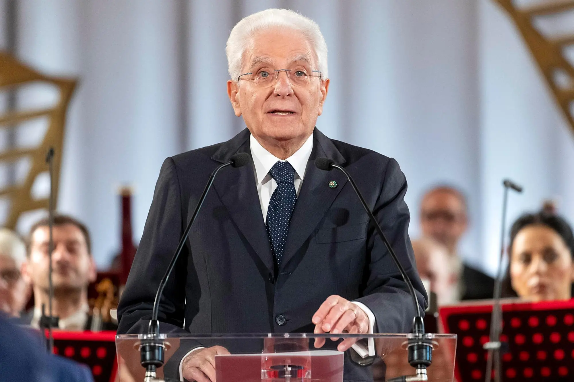Il Presidente della Repubblica Sergio Mattarella rivolge il suo indirizzo di saluto in occasione del concerto eseguito dall’Orchestra Sinfonica Nazionale della Rai, diretta da Speranza Scappucci, in onore del Corpo Diplomatico accreditato presso lo Stato Italiano, Roma, 1 Giugno 2023. ANSA/US QUIRINALE PAOLO GIANDOTTI