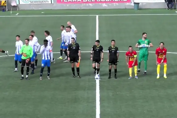 Santa Teresa in campo per il derby col Calangianus (foto Ilenia Giagnoni)