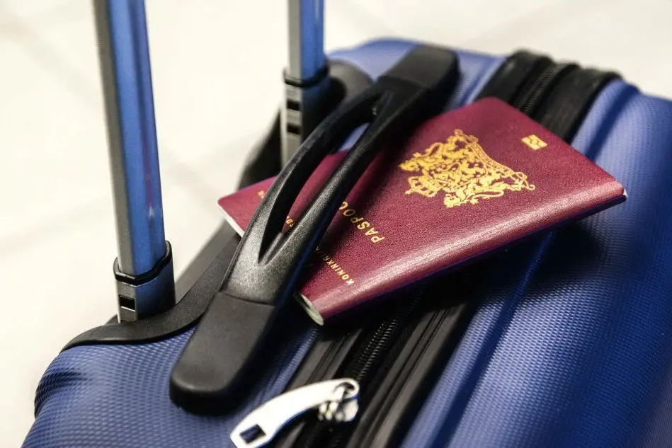 La donna siriana cercava di volare a Londra con un passaporto falso