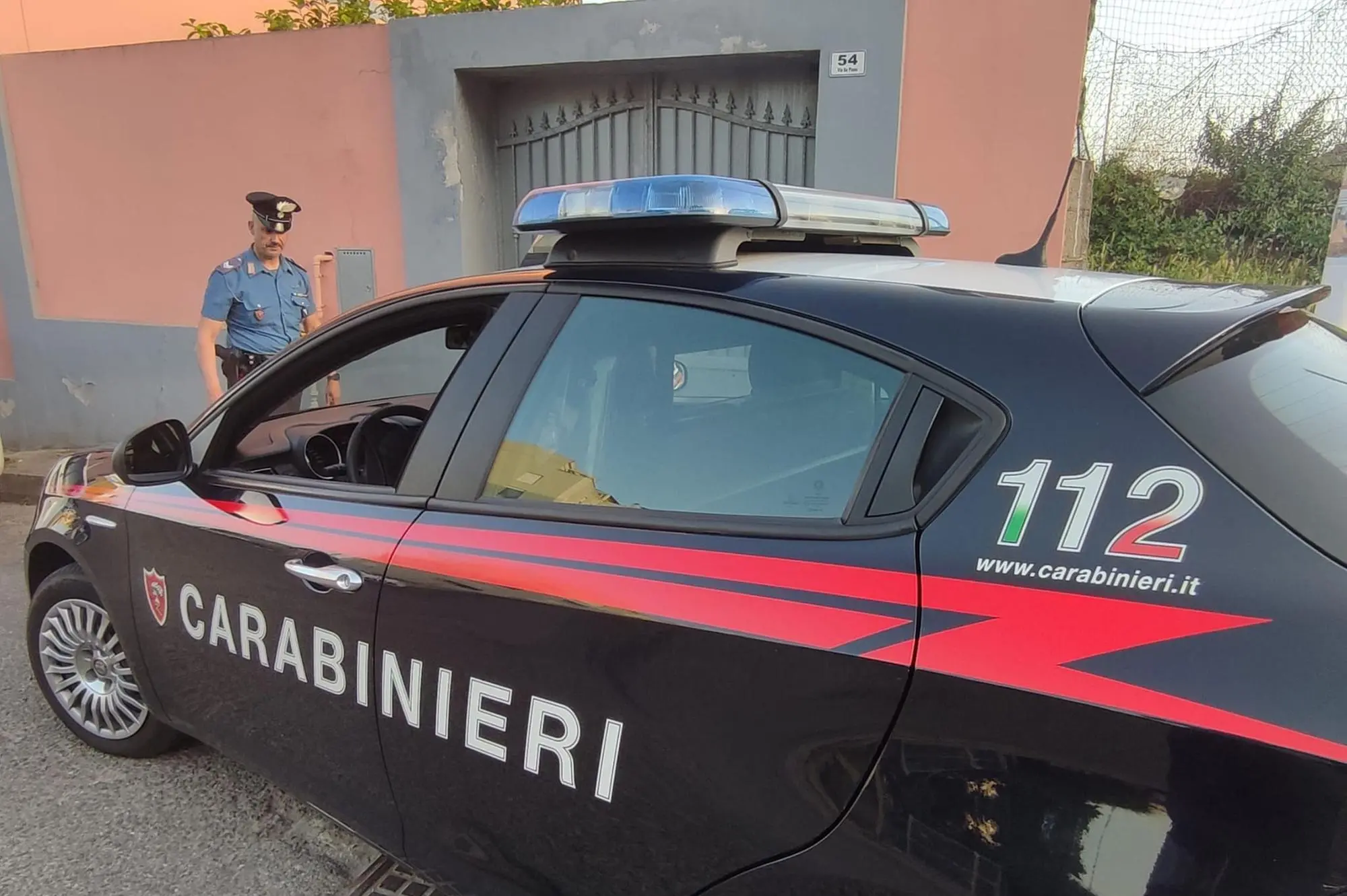 Carabinieri in servizio (Foto simbolo)