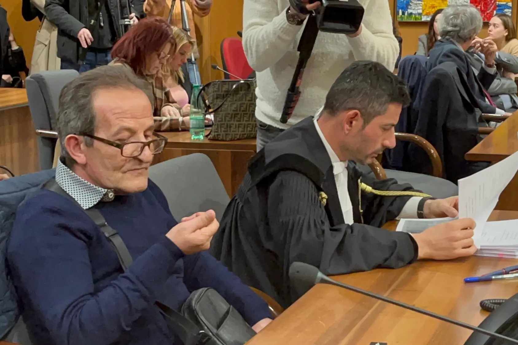 Beniamino Zuncheddu e il suo avvocato Mauro Trogu in aula a Roma