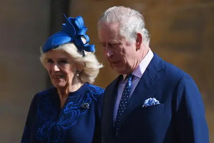 epa10565993 Britain's King Charles III (R) and Camilla, the Queen Consort arrive for the Easter Sunday service at St Georges Chapel at Windsor Castle in Windsor, Britain, 09 April 2023. EPA/NEIL HALL