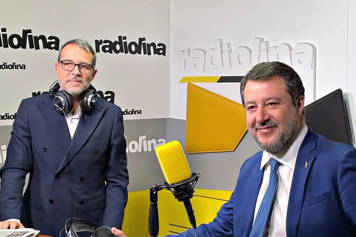 Matteo Salvini con Giuseppe Deiana a Radiolina (L'Unione Sarda)