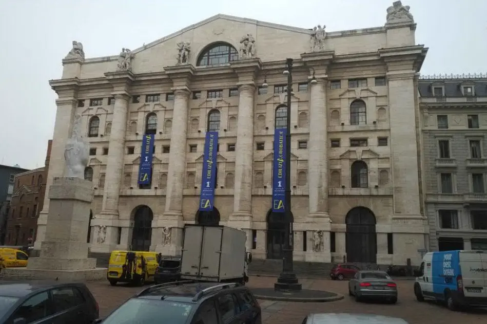 La Borsa di Milano (Ansa)