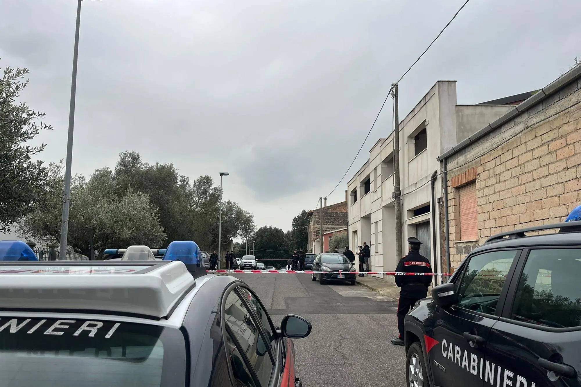 Carabinieri a Ghilarza (foto Valeria Pinna)